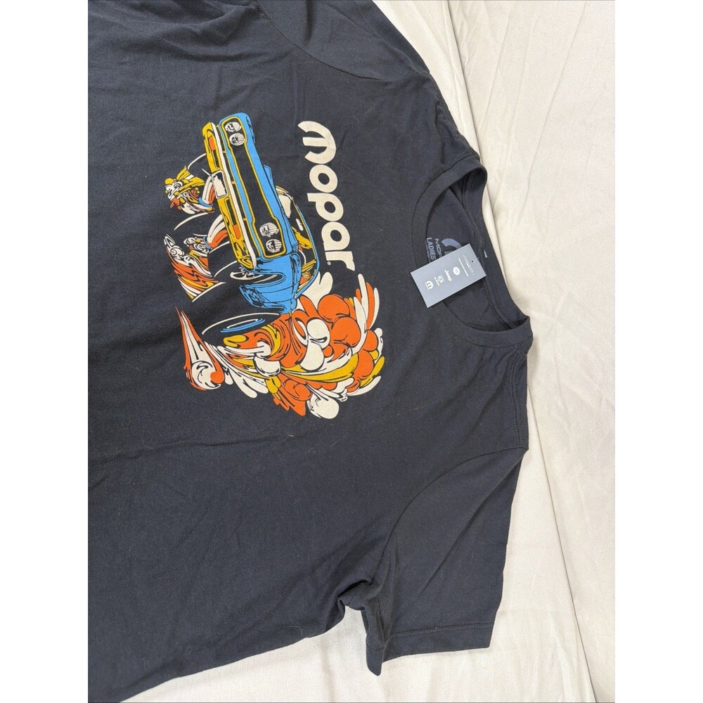 NWT Mopar Womens Plymouth Roadrunner 68/69 Graphic T-Shirt Black 2XL - Picture 3 of 9